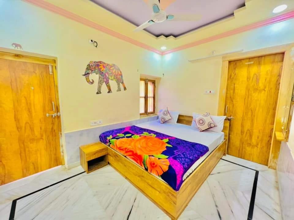 Hotel Dhora Jaisalmer Dış mekan fotoğraf